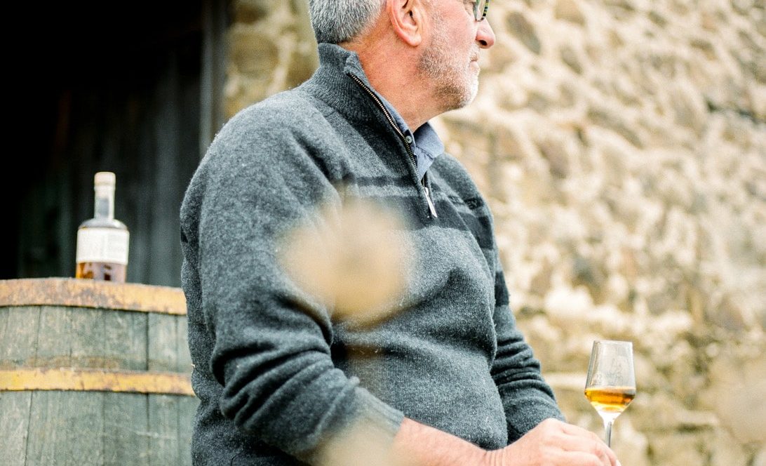 Louis Chèze et le whisky Ninkasi © Ksenia Vysotskaya